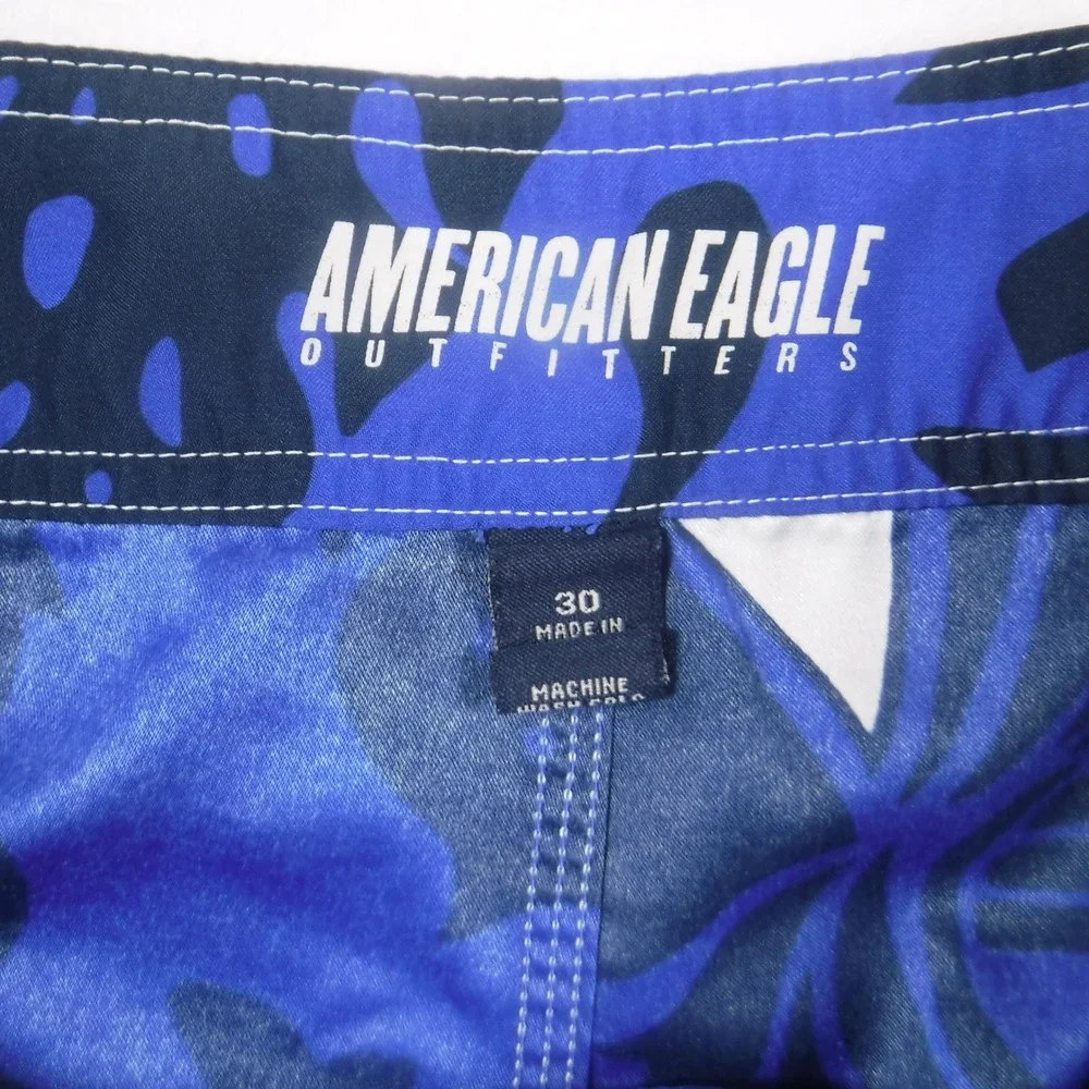 American Eagle Mens Blue Tropical Floral Board Shorts Swim Trunks Size 30‎